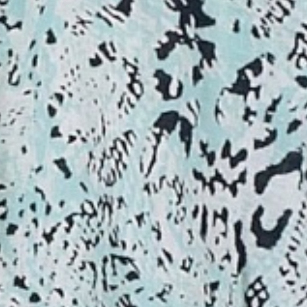 Chico's Black & Blue Linen Button Down Shirt(12) - Picture 3 of 3